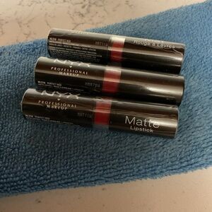 Lot Of 3 NYX Professional Matte Lipstick Perfect Red New Sealed